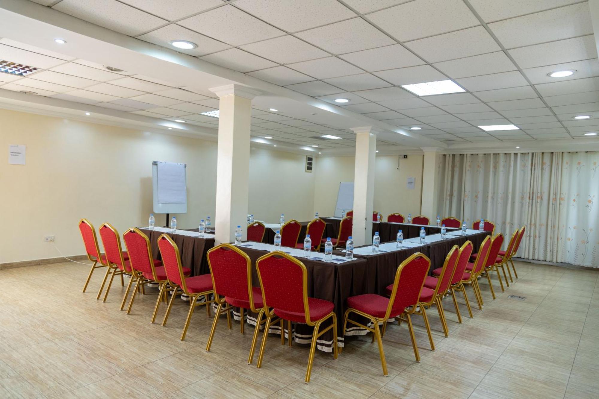 The Country Inn By Smart Haven Kigali Exteriör bild