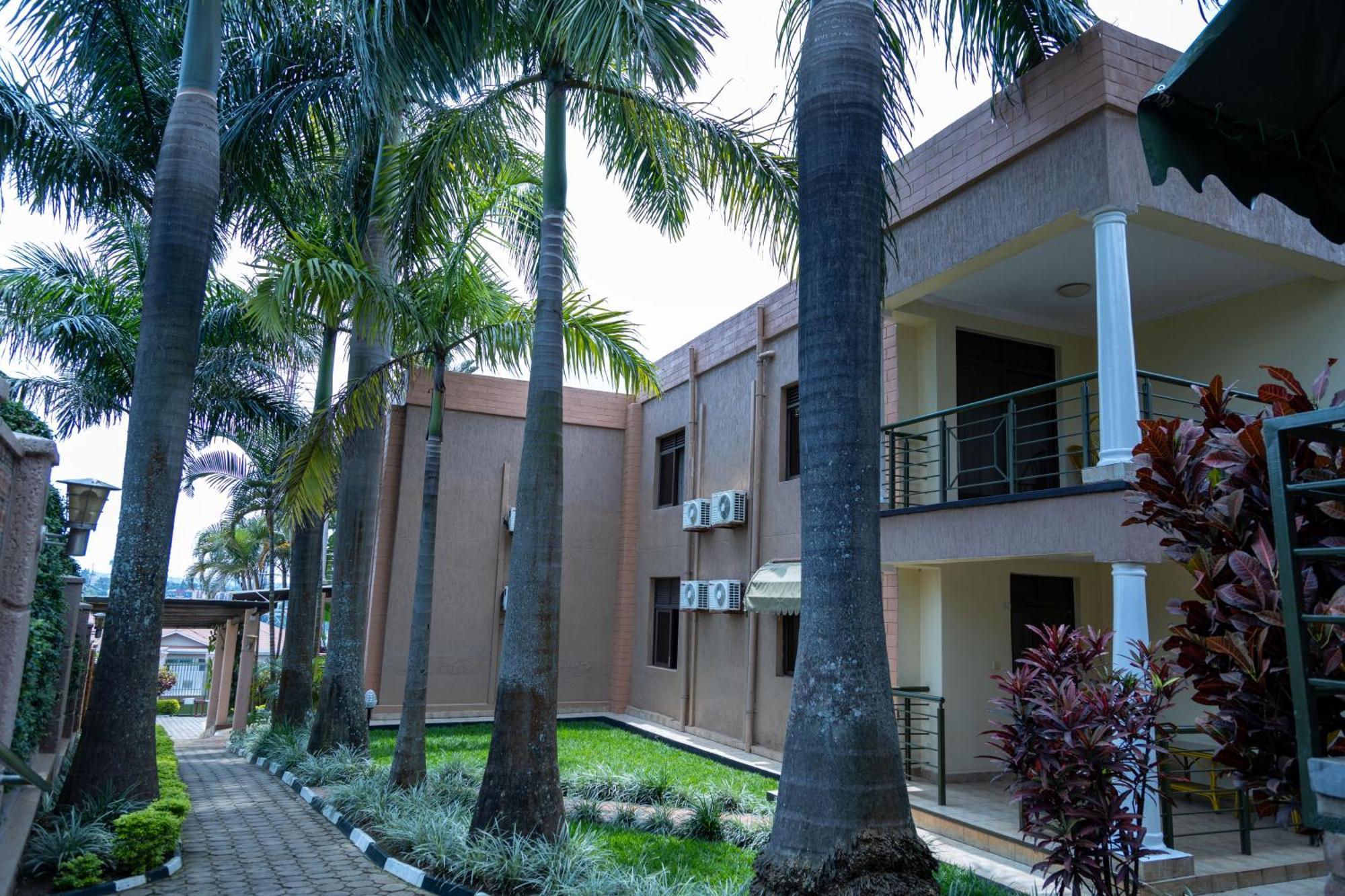 The Country Inn By Smart Haven Kigali Exteriör bild